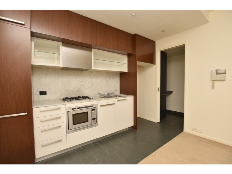 1803/7 Riverside Quay, Southbank VIC 3006