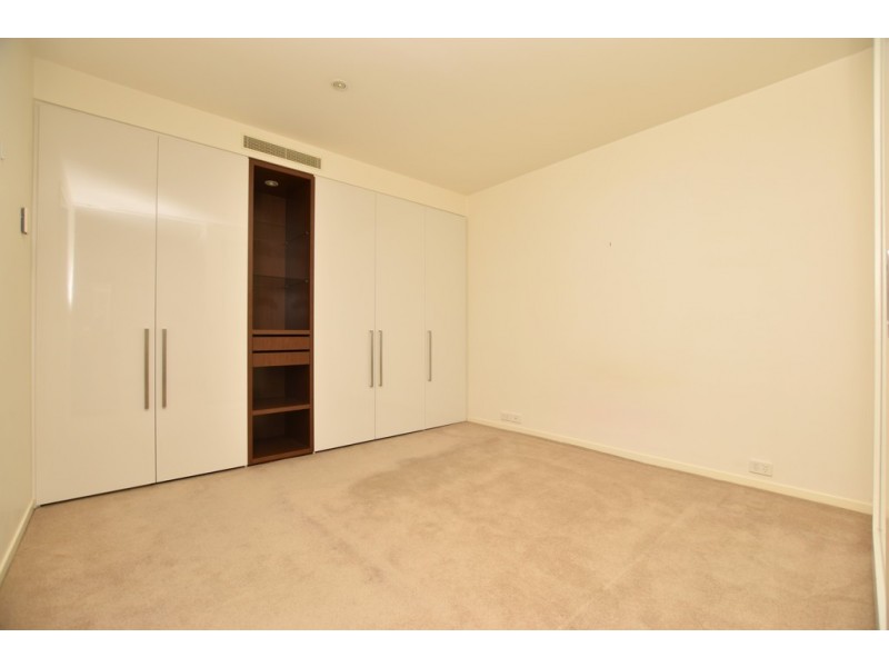 1803/7 Riverside Quay, Southbank VIC 3006
