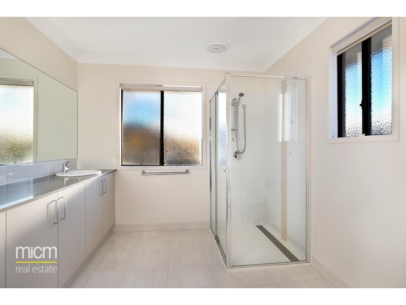 3 Anchor Crescent, Point Cook VIC 3030