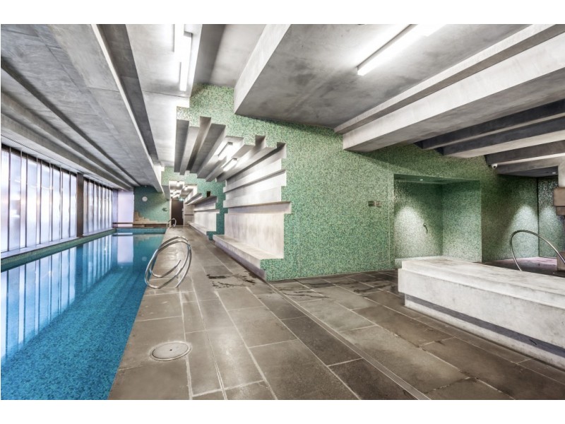 1302N/241 Harbour Esplanade, Docklands VIC 3008