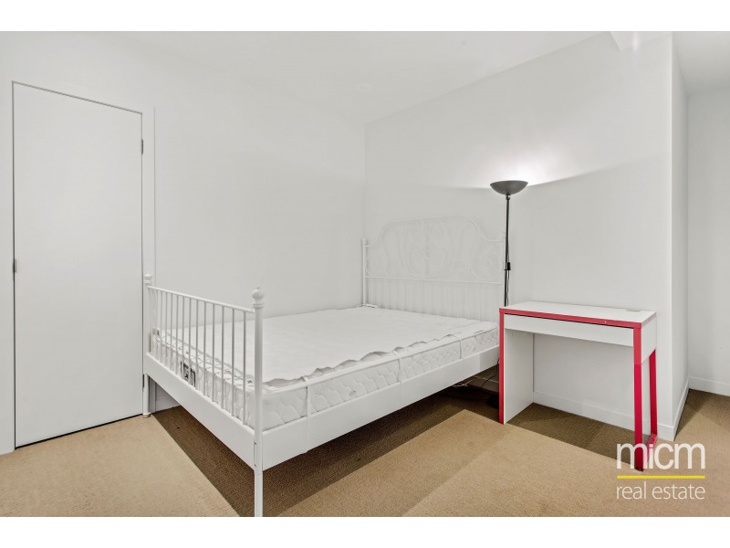 2107/80 A’Beckett Street, Melbourne VIC 3000