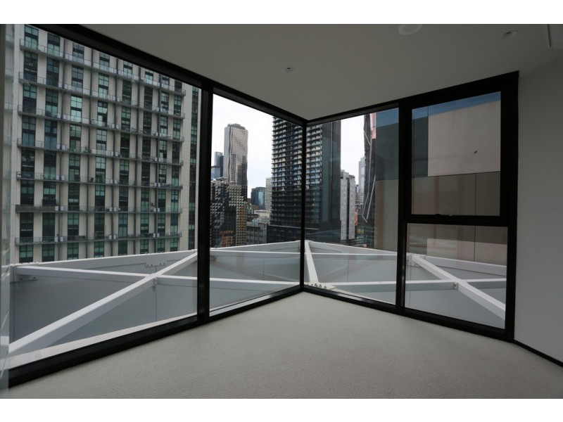 904/450 Elizabeth Street, Melbourne VIC 3000