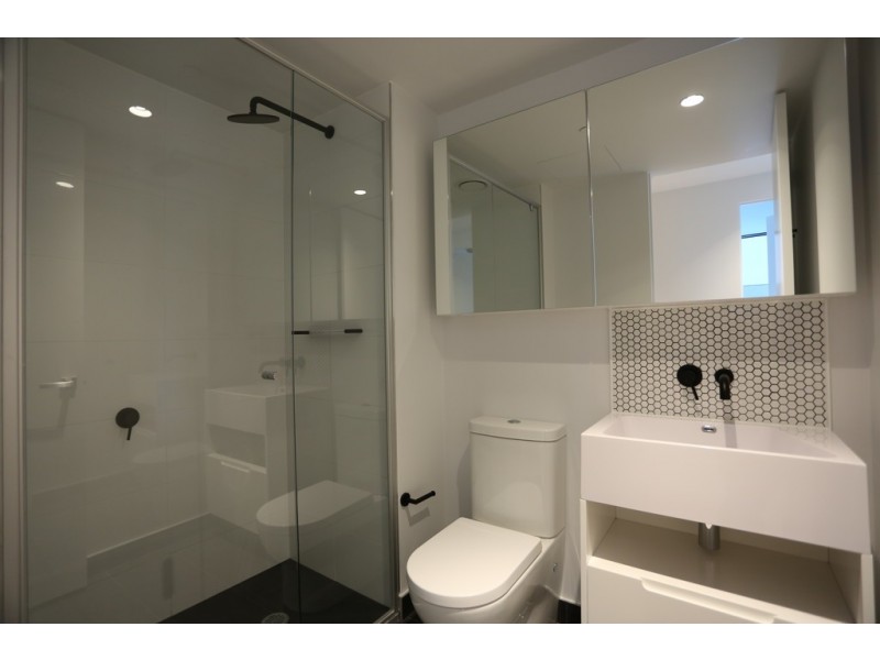 904/450 Elizabeth Street, Melbourne VIC 3000