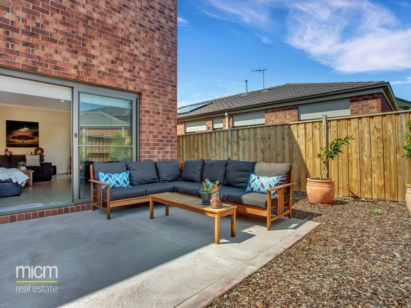 33 Viewside way, Point Cook VIC 3030