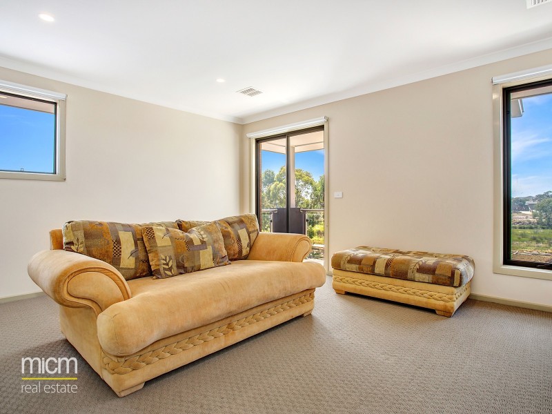 33 Viewside way, Point Cook VIC 3030