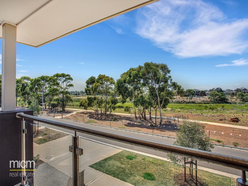 33 Viewside way, Point Cook VIC 3030