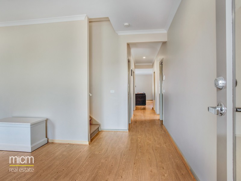 33 Viewside way, Point Cook VIC 3030