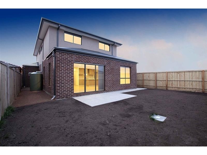 293 Boardwalk Boulevard, Point Cook VIC 3030