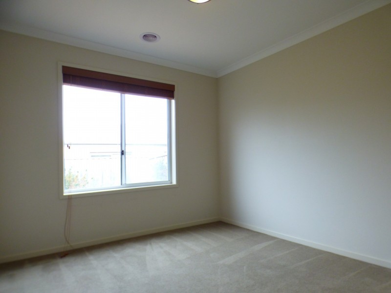 15 Casino Parade, Point Cook VIC 3030