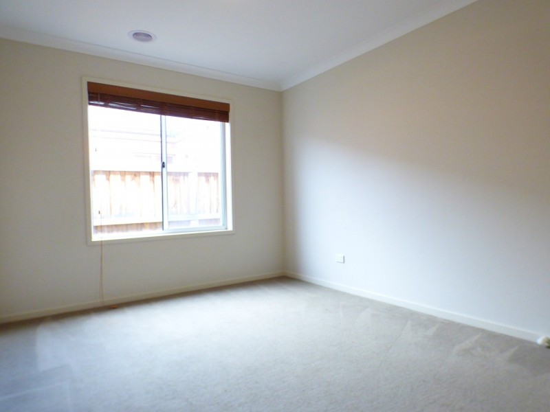 15 Casino Parade, Point Cook VIC 3030