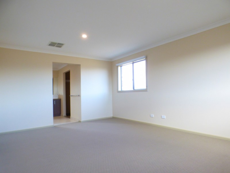 3 Balbo Way, Williams Landing VIC 3027