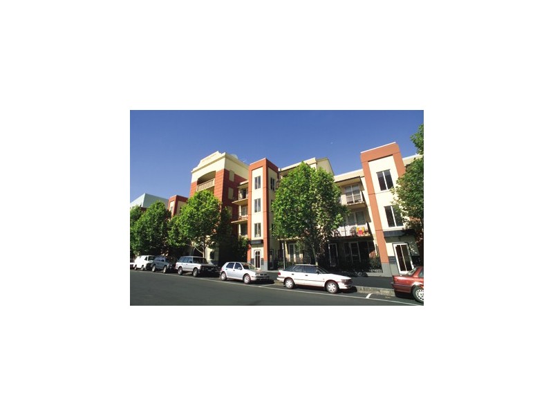 REF 07242/58 Leicester Street, Carlton VIC 3053