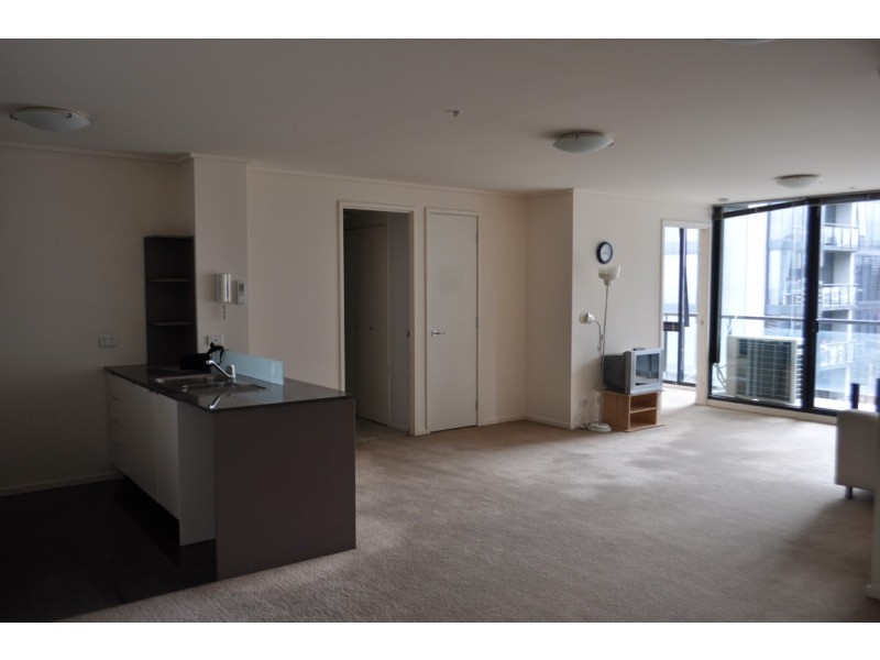 REF 072647/100 Kavanagh Street, Southbank VIC 3006