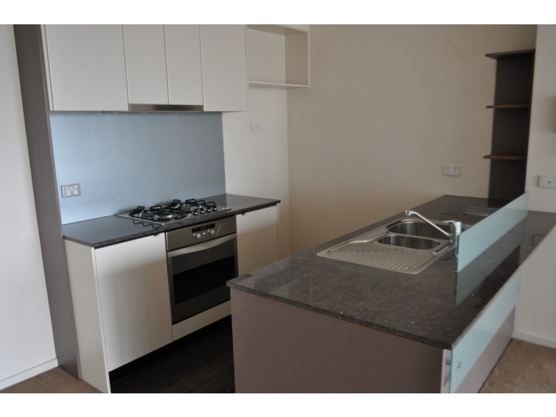 REF 072647/100 Kavanagh Street, Southbank VIC 3006