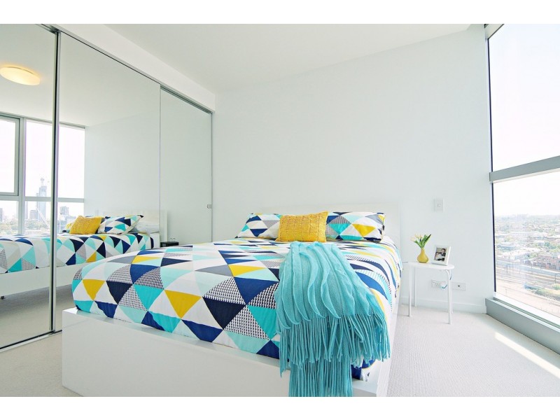 N2004/241 Harbour Esplanade, Docklands VIC 3008