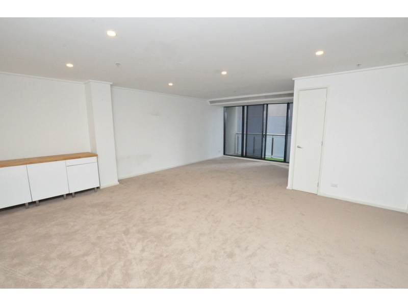 REF 072758/173 City Road, Southbank VIC 3006