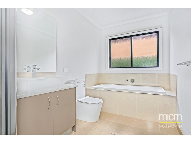 34 Kyogle Avenue, Point Cook VIC 3030
