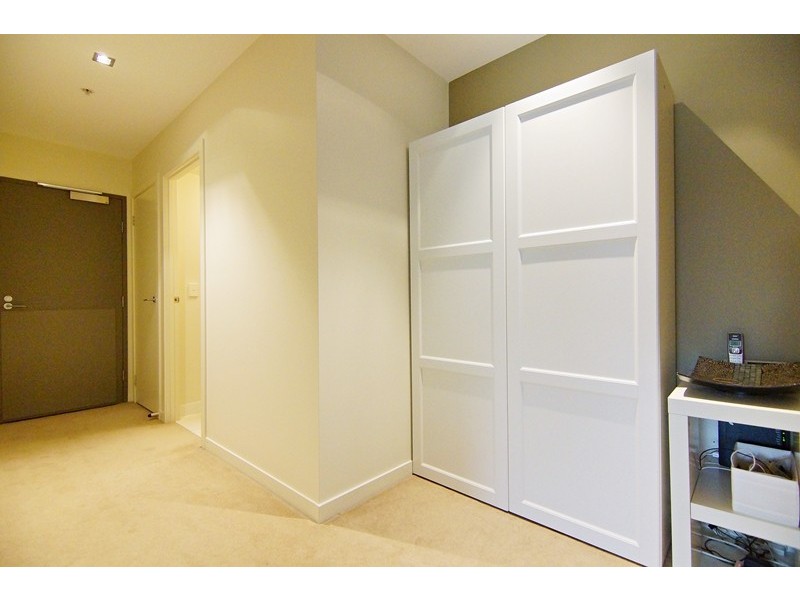 1113/100 Harbour Esplanade, Docklands VIC 3008