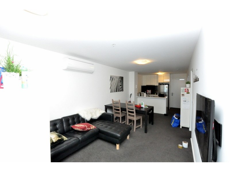 REF 080105/241 City Road, Southbank VIC 3006