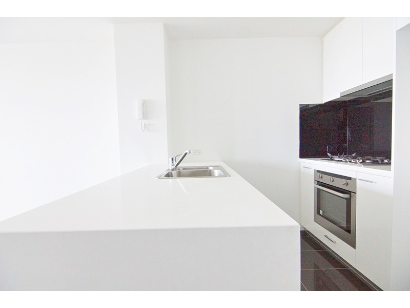 REF 080132/241 City Road, Southbank VIC 3006