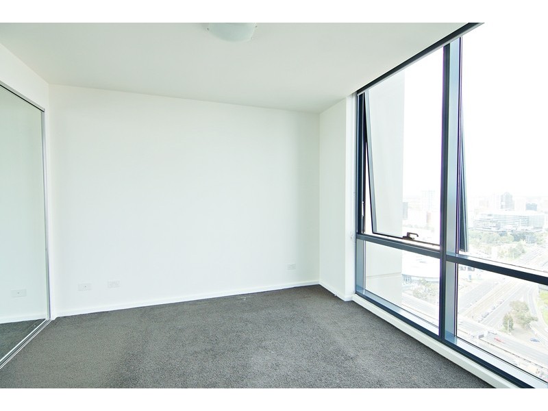 REF 080132/241 City Road, Southbank VIC 3006