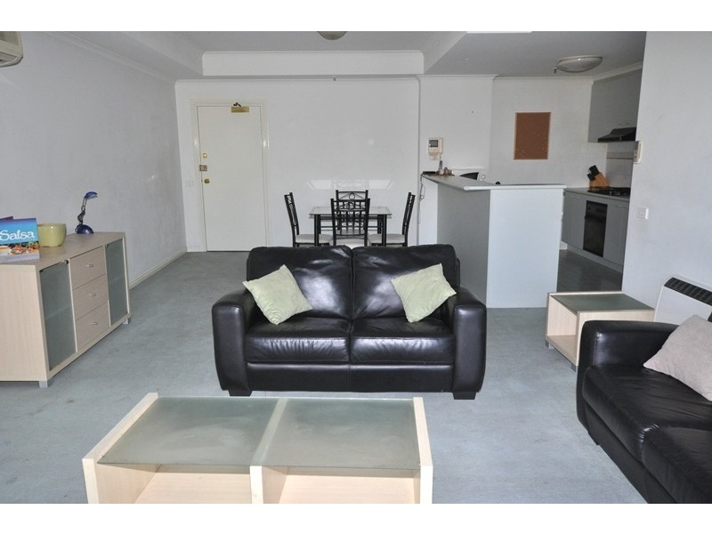 REF 080117/83 Queensbridge Street, Southbank VIC 3006