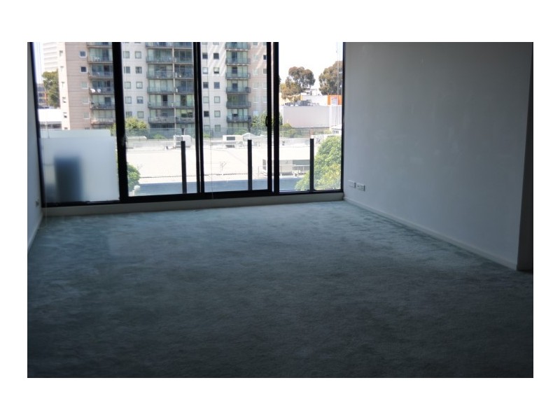 REF 080205/38 Bank Street, South Melbourne VIC 3205