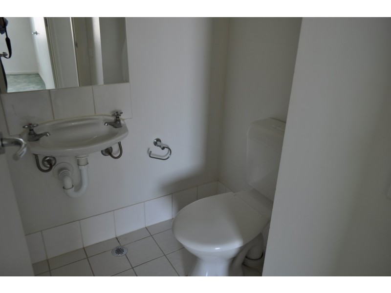 REF 080205/38 Bank Street, South Melbourne VIC 3205