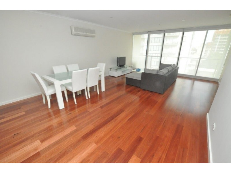 REF 080857/39 Dorcas Street, South Melbourne VIC 3205