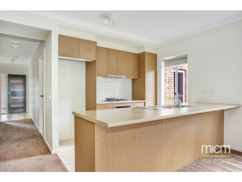 19 Heatherbell Avenue, Point Cook VIC 3030