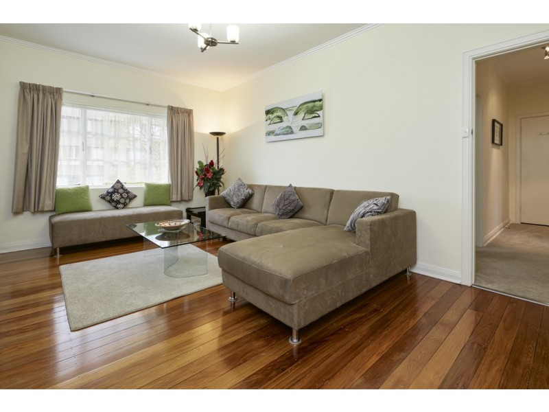 17/17 Queens Road, Melbourne VIC 3004