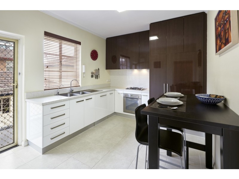 17/17 Queens Road, Melbourne VIC 3004