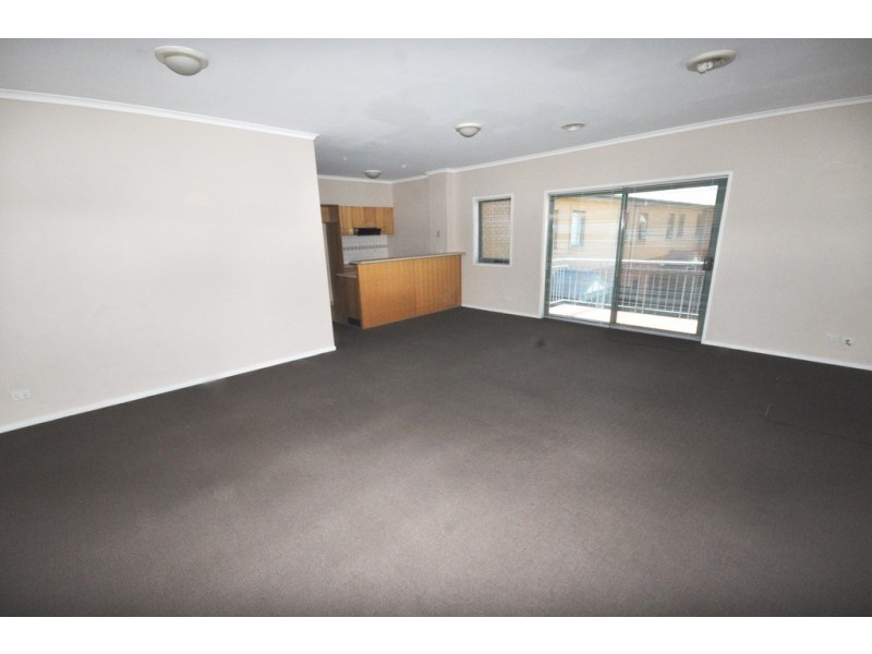2/19 Vaughan Crescent, Kew VIC 3101