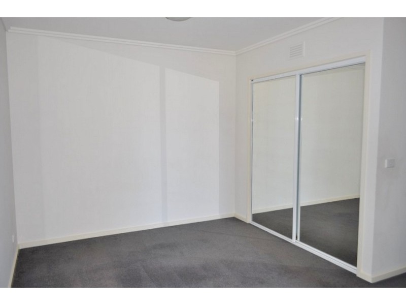 REF 081408/88 Kavanagh Street, Southbank VIC 3006
