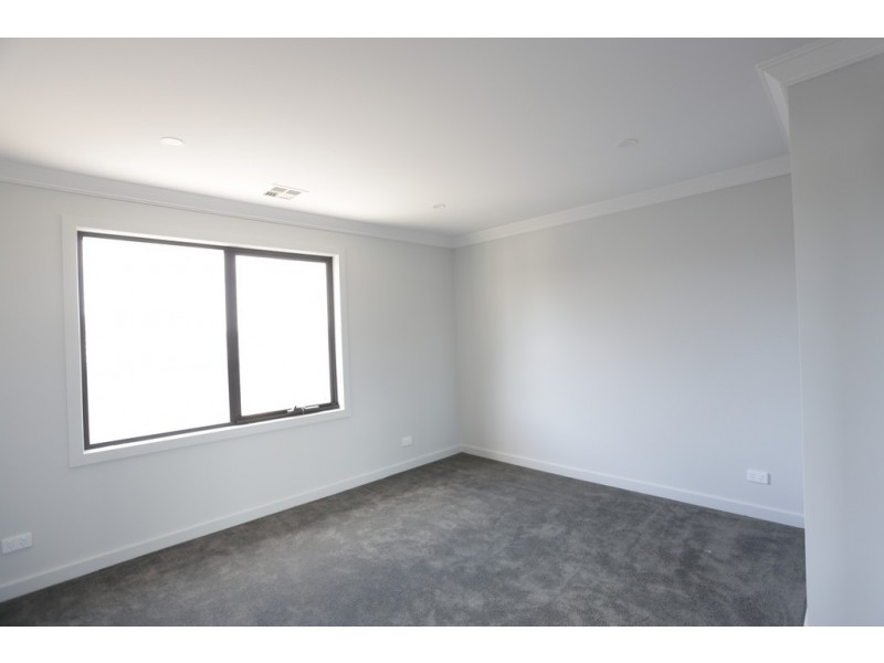 4/28 Sweetland Road, Box Hill VIC 3128