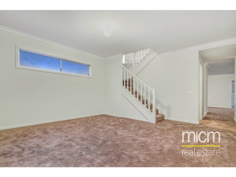 4 Teacher Crescent, Truganina VIC 3029