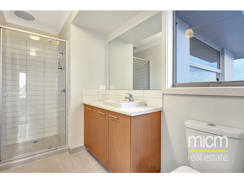 4 Teacher Crescent, Truganina VIC 3029