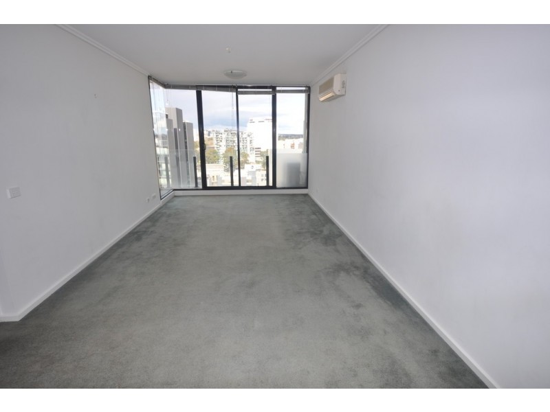 REF 081609/38 Bank Street, South Melbourne VIC 3205