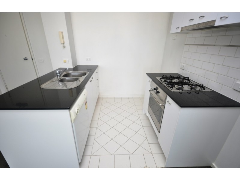 REF 081609/38 Bank Street, South Melbourne VIC 3205