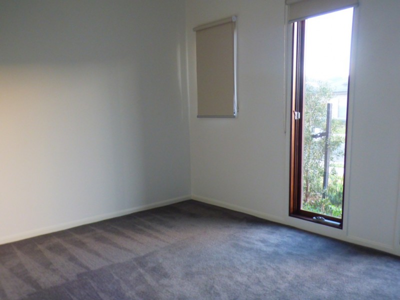 20 Pembridge Avenue, Williams Landing VIC 3027