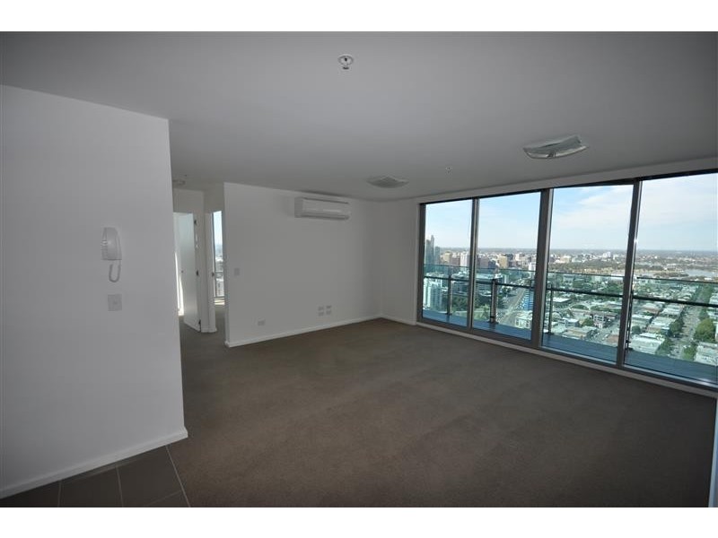 REF 081803/241 City Road, Southbank VIC 3006