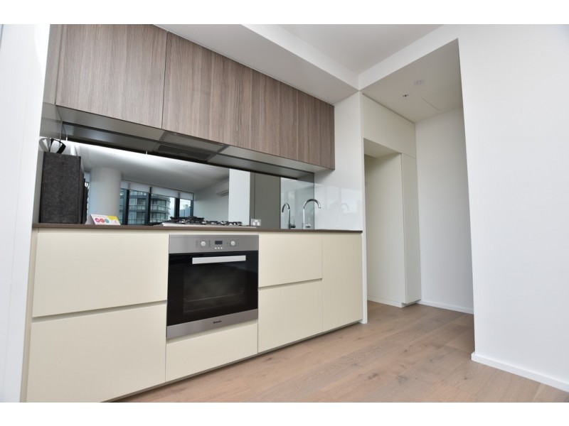 2404N/889 Collins Street, Docklands VIC 3008