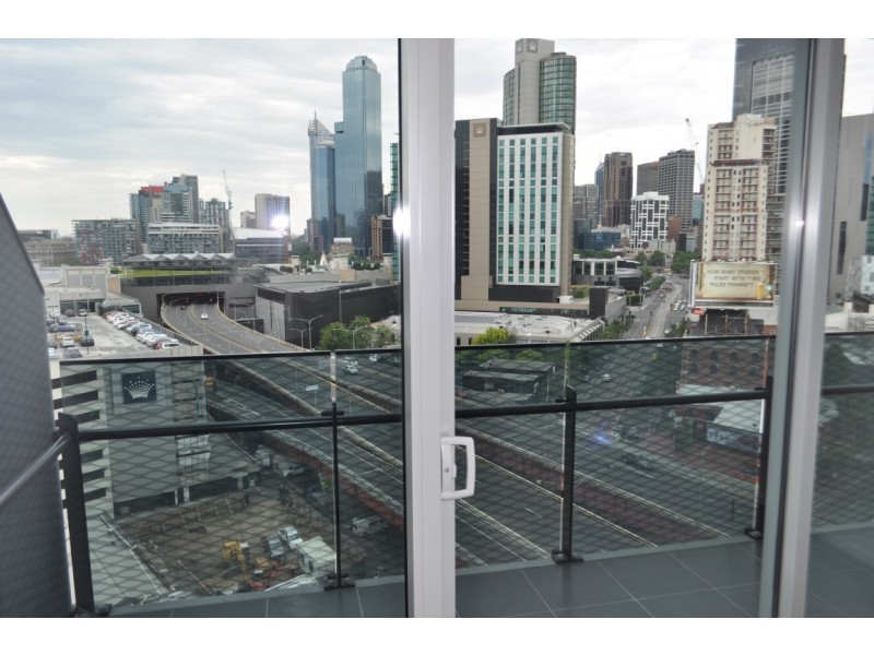 REF 082100/241 City Road, Southbank VIC 3006