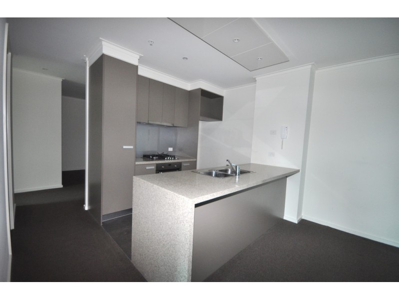REF 082101/180 City Road, Southbank VIC 3006