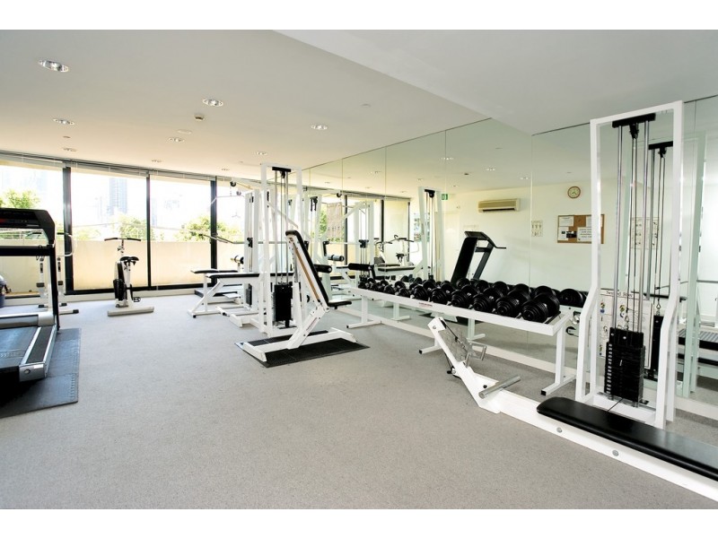 REF 082232/63 Dorcas Street, South Melbourne VIC 3205