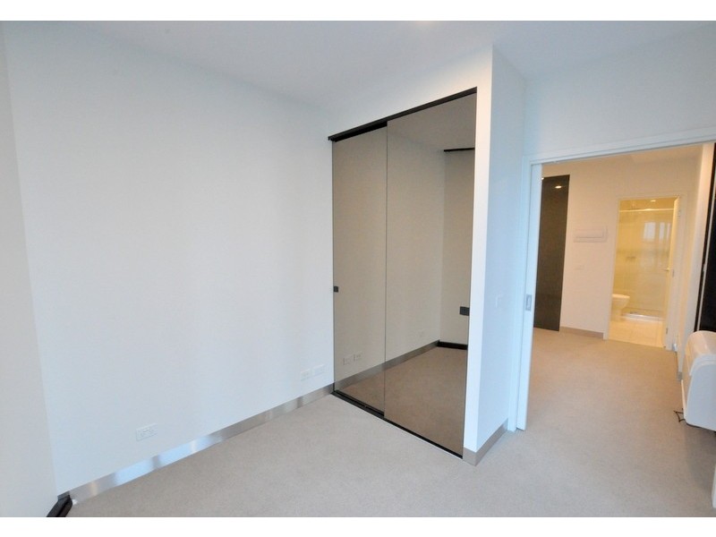 1702/33 Clarke Street, Southbank VIC 3006