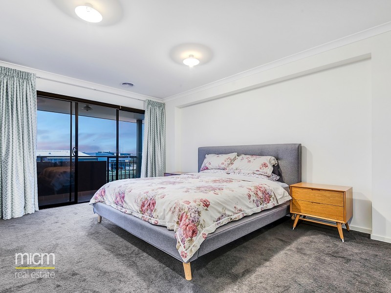 2 Regal Road, Point Cook VIC 3030