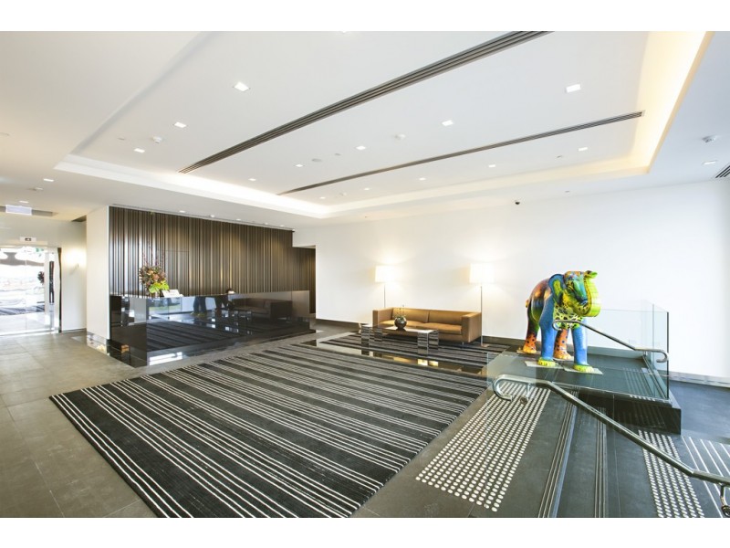REF 082410/118 Kavanagh Street, Southbank VIC 3006
