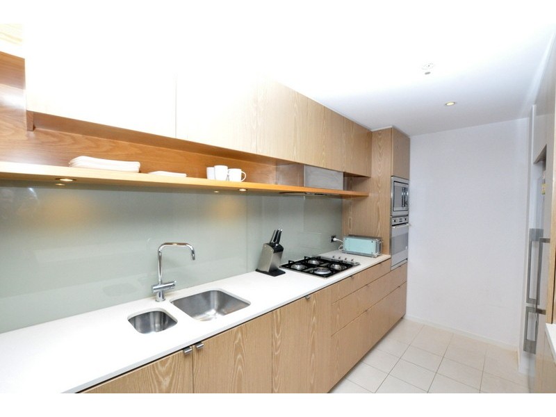 113/55 Victoria Harbour Promenade, Docklands VIC 3008