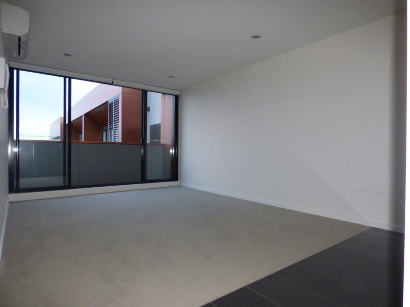 208/50 Catamaran Drive, Werribee South VIC 3030